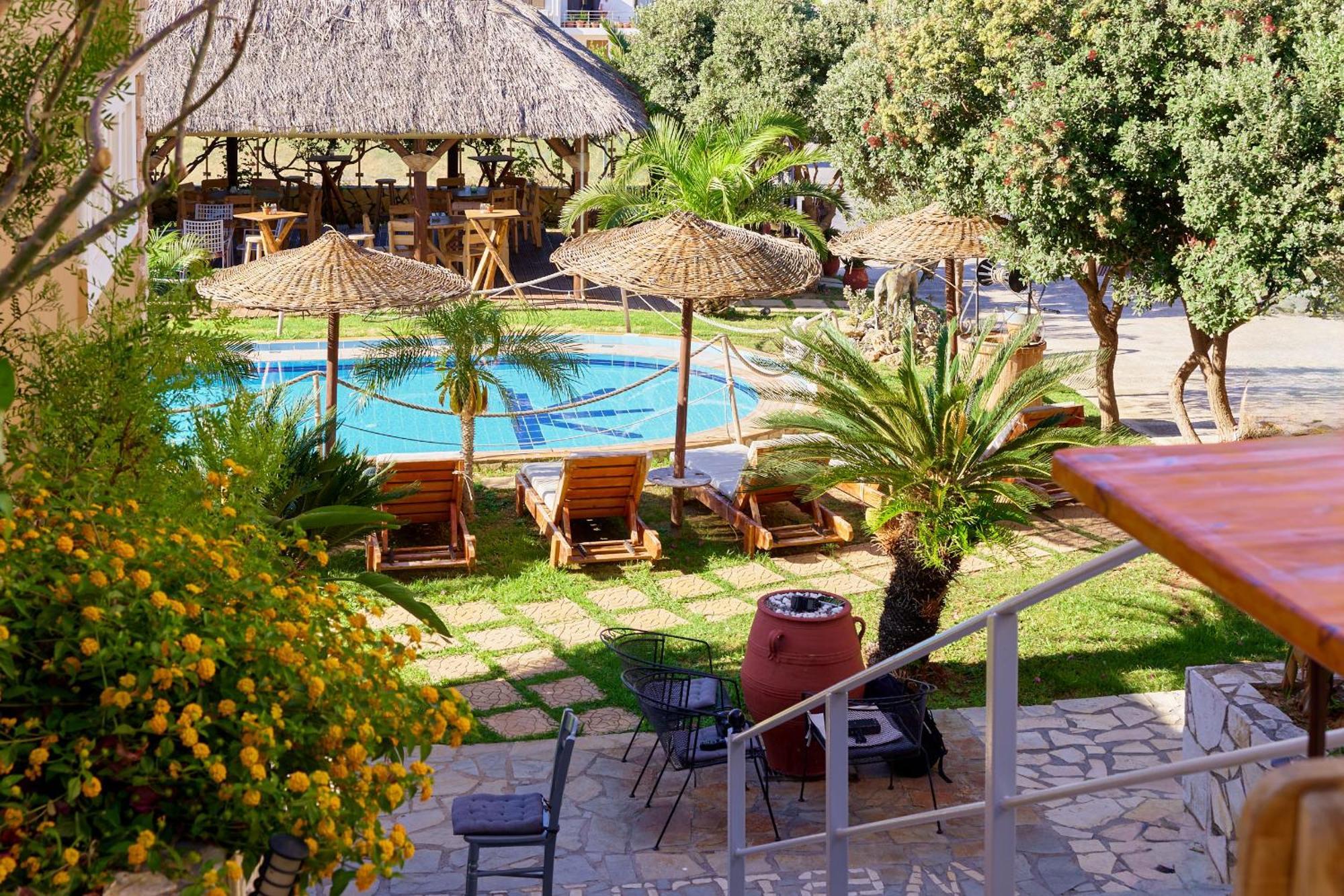 Villa Gereoudis Seaview Apartments-Pool & Bar Kolymbari Exterior foto